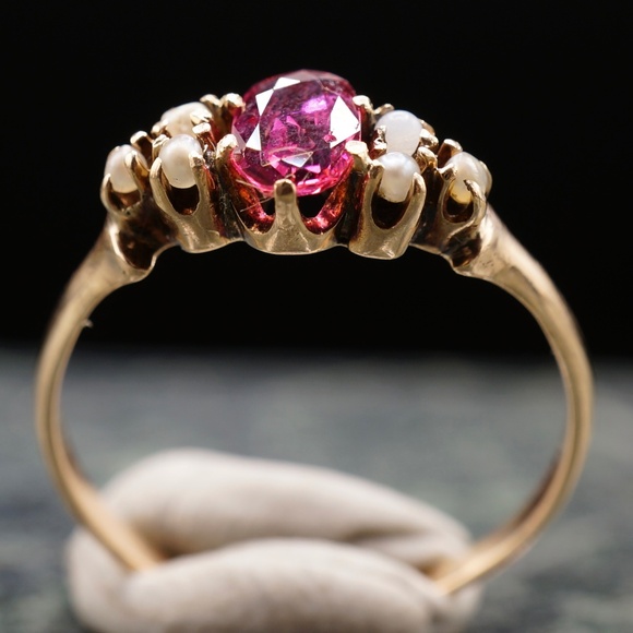 c.1880 Victorian Engagement Ring .52ct 6.5x4mm Natural Ruby Seed Pearls 14k - Picture 4 of 12
